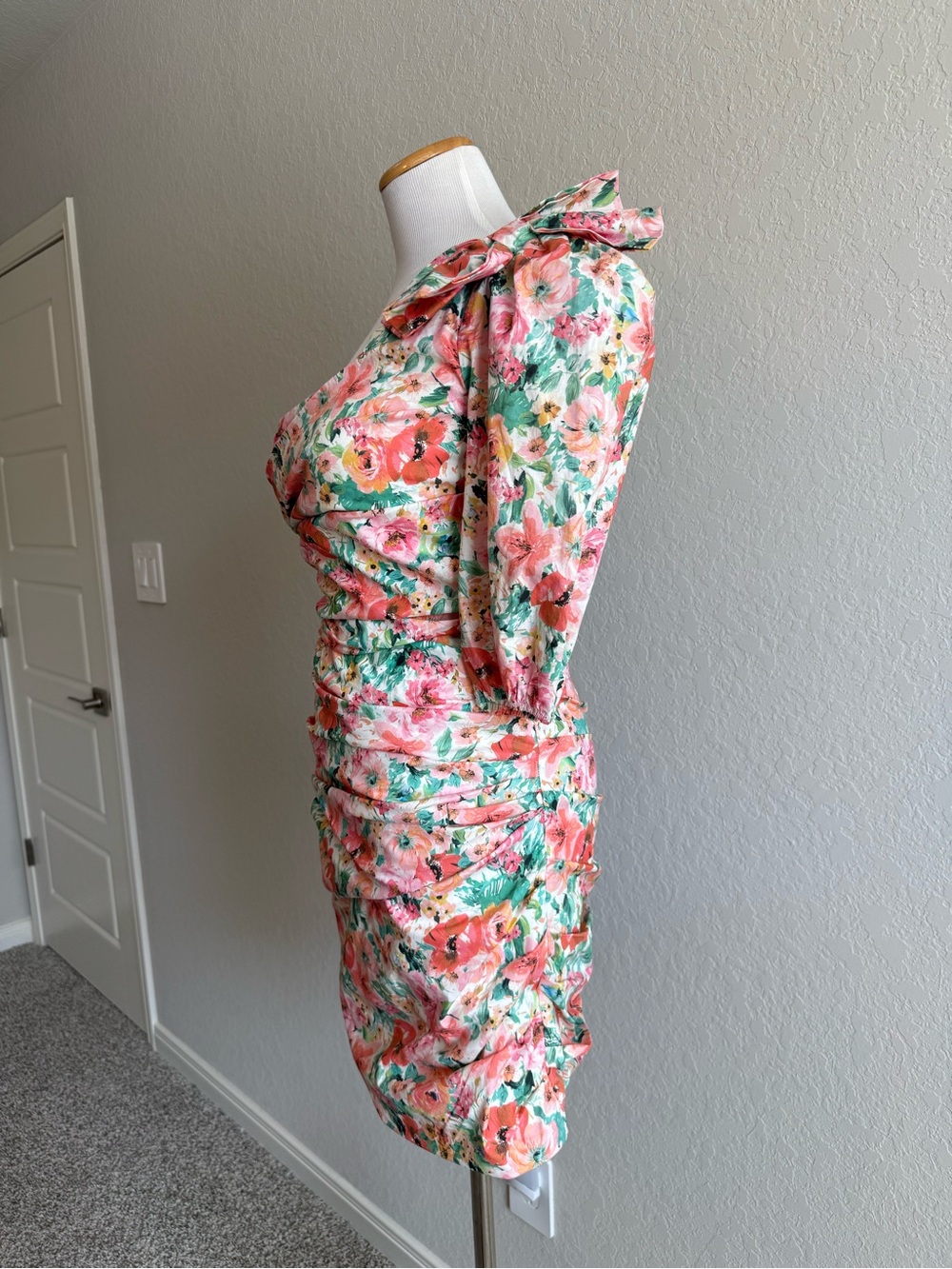 Zara One Sleeve Soft Girl Floral Dress - Picture 4 of 9